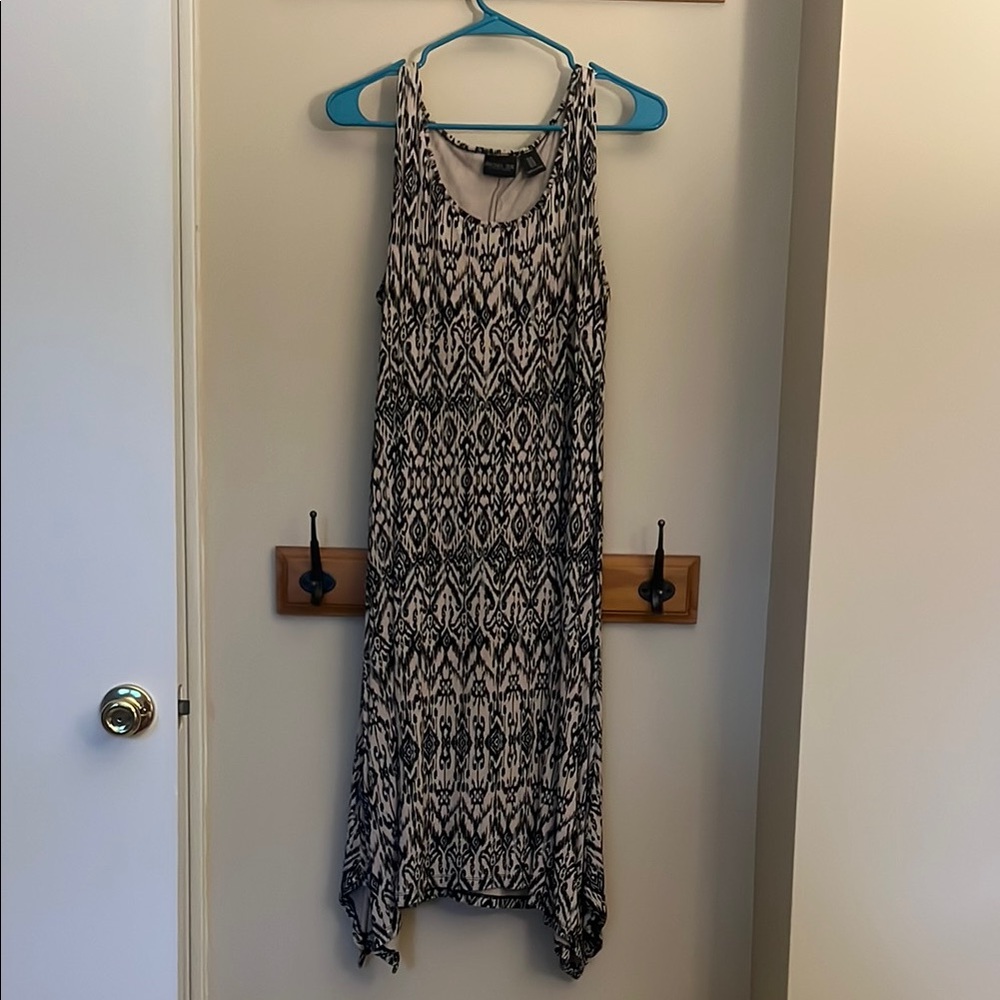 Rachel Zoe Size 1x Black and beige  Asymmetrical Sundress - knee length